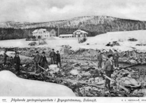 Sprängningsarbete i Bryngeströmmen. Foto: E. L. Vesterlund 1910-tal.